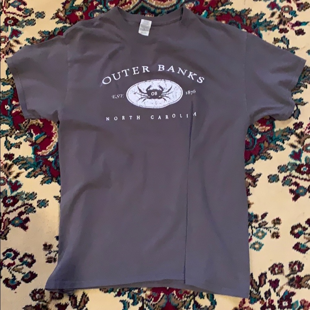 Outer banks tee
